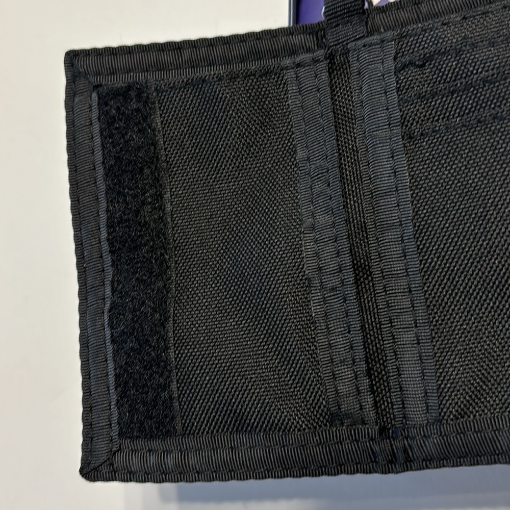 Aeropostale Gray Tri-Fold Wallet - Picture 9 of 11